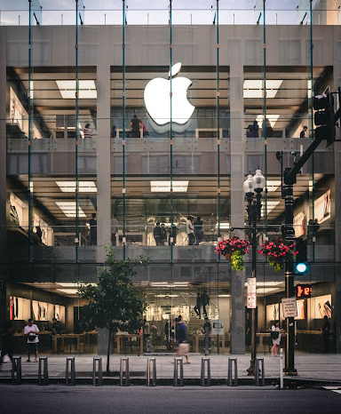 Apple store in Boston